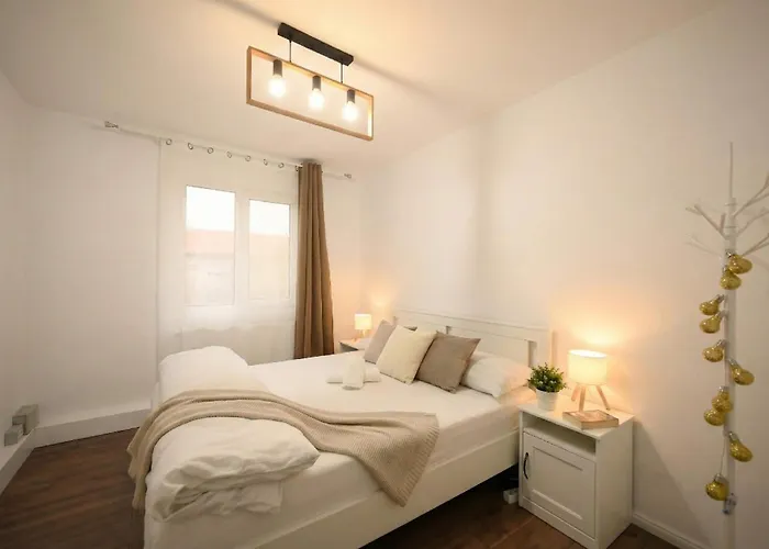 Joy Pavel Rotariu 19 Apartamento *